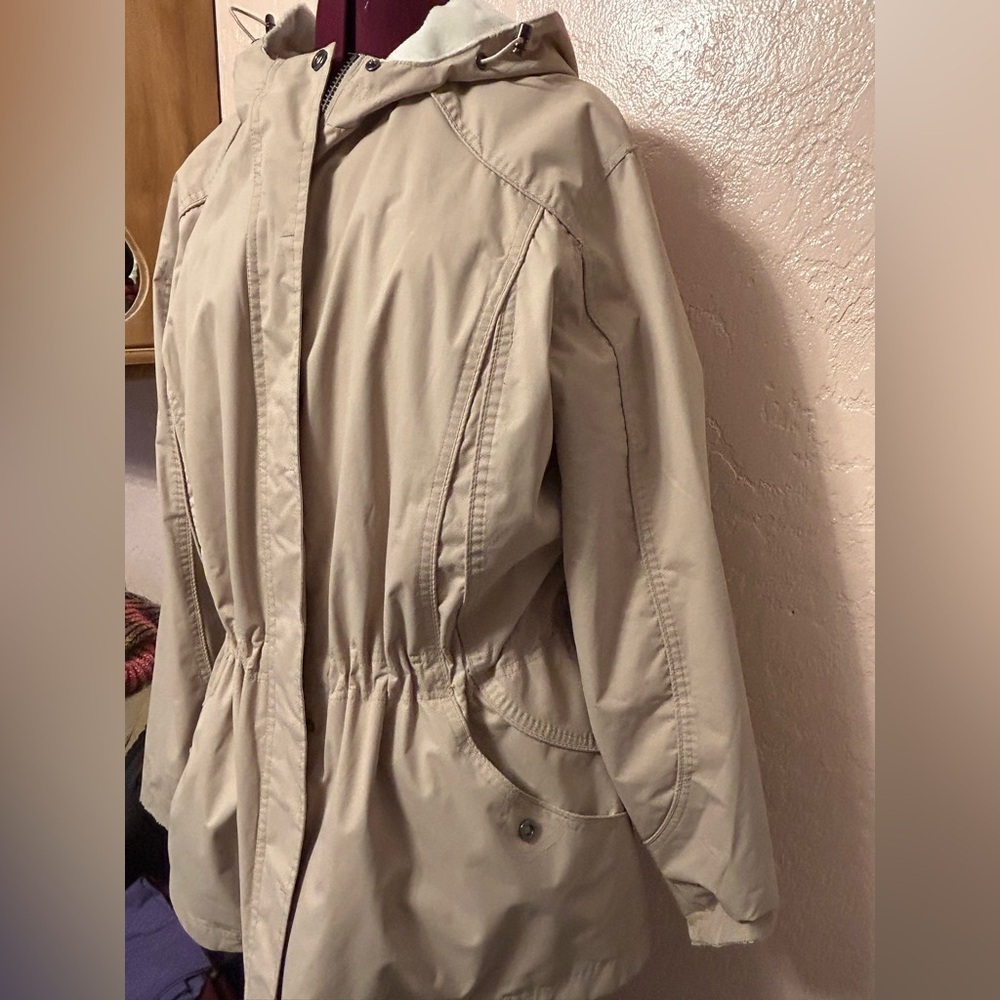 St. John's Bay Beige Reversible Jacket with Hood. Size 3X - Picture 7 of 11